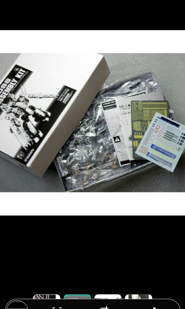 Macross model kit SDF1 transformable (Category: Gundam Model Kits) located in Singapore. Submitted by rickcbt (Listing ID 1000147215, Image 3). Description: This out of production limited edition by former yamato. Never been reissue and never will... My last piece... That's right--this SDF-1 can change from its Force Mode to its Robot Mode! In this grand scale, the SDF-1 measures a monstrous 40cm (15.74 inches) in length. Similar design and engin