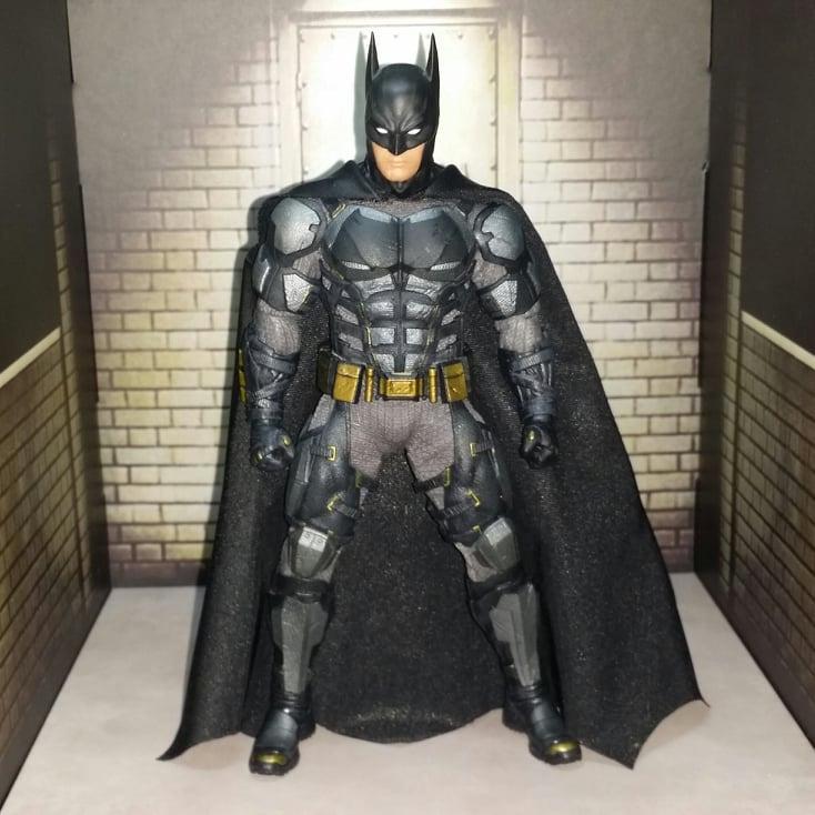 Tactical online batman mezco