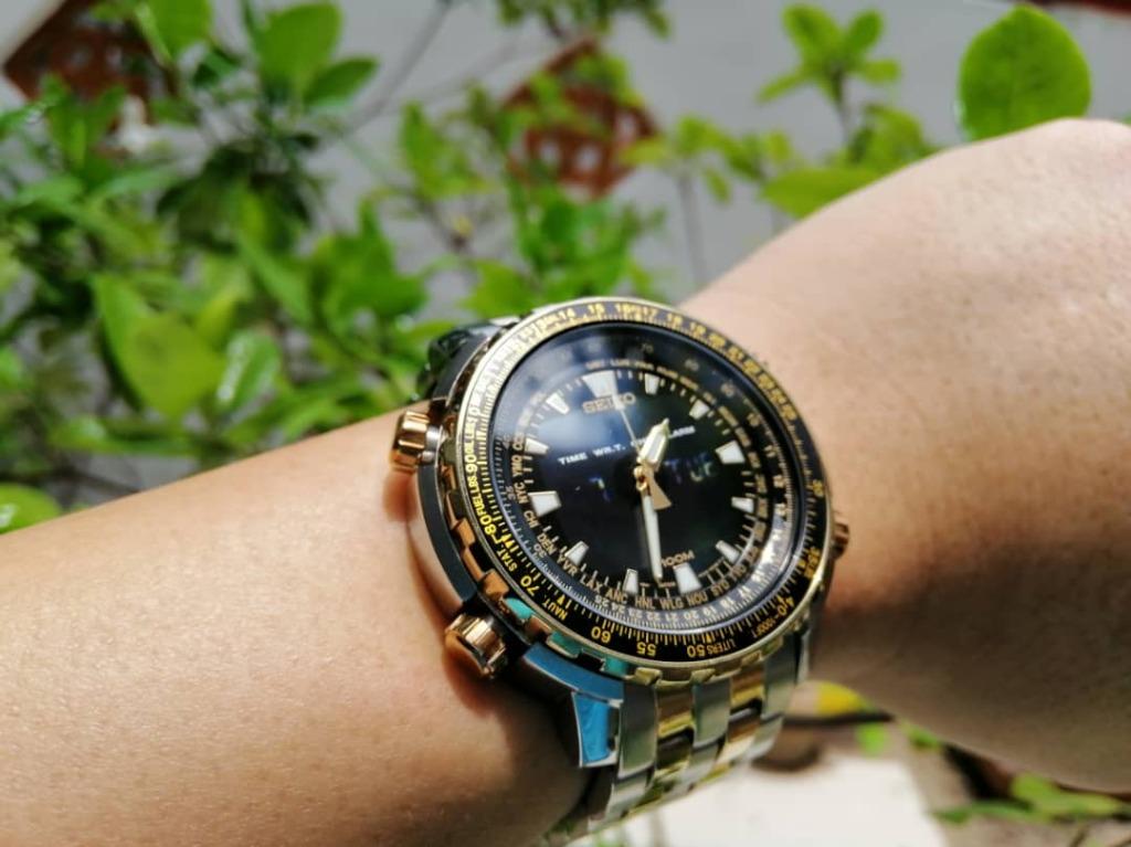 Seiko SNJ018 Analog Digital World Time Flight Chronograph Watch