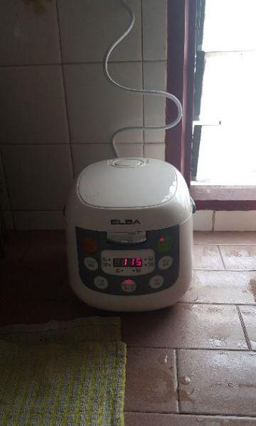 ELBA Digital Rice Cooker ERC E1060 WH 1.0L