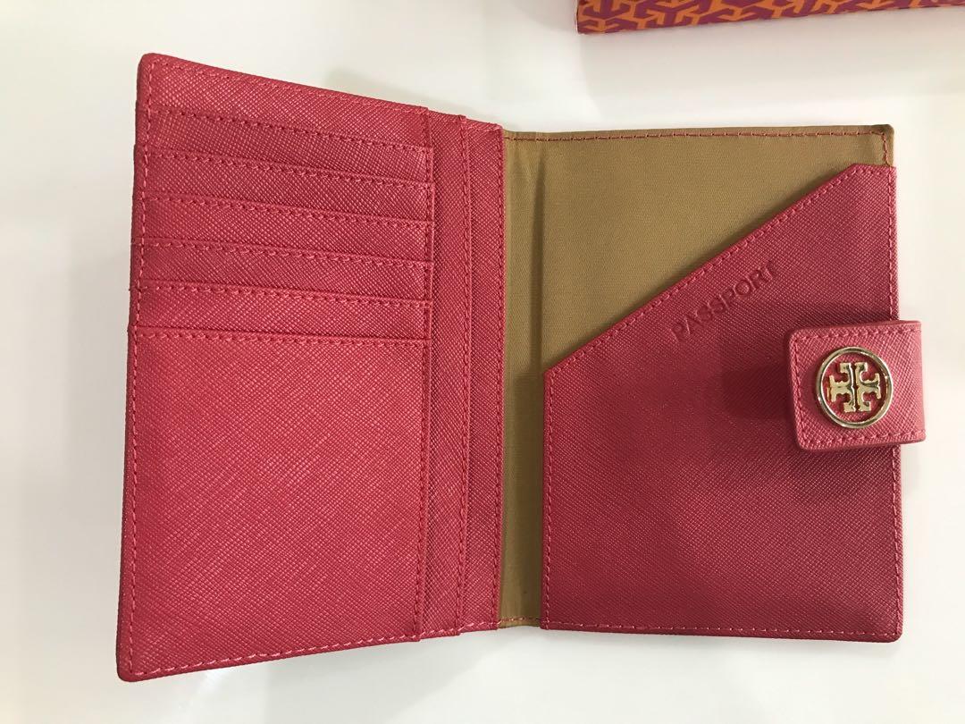Tory burch passport case outlet