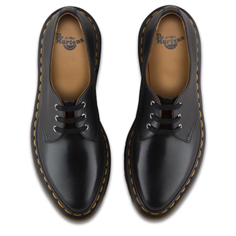 Dr martens shop pointed boots