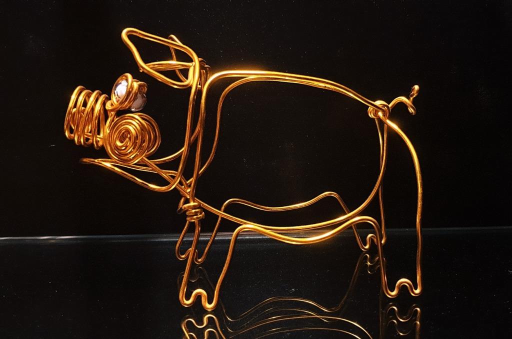 Chinese Zodiac Animal Series - Handcrafted 3D Wire Golden Pig ...