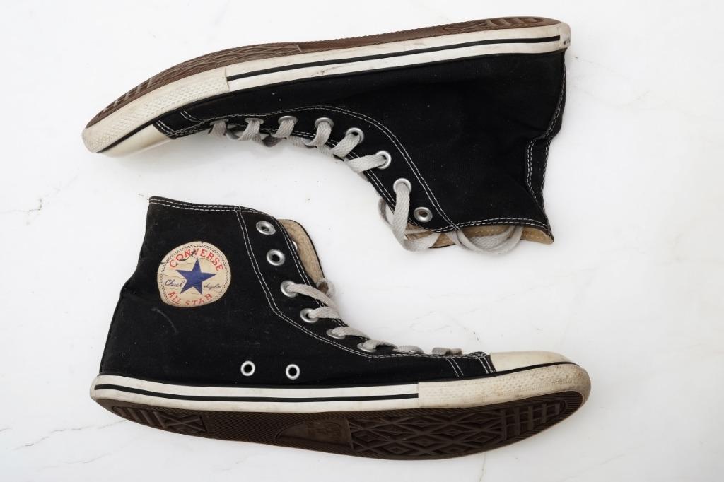 Converse Chuck Taylor Slim Black Preowned Very good condition Size 9 US,  Women's Fashion, Footwear, Sneakers on Carousell