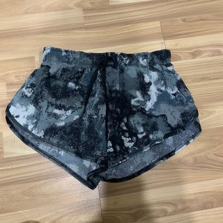 (Category: ) located in . Submitted by leis_closet (Listing ID 1003810769, Image 1). Description: .
