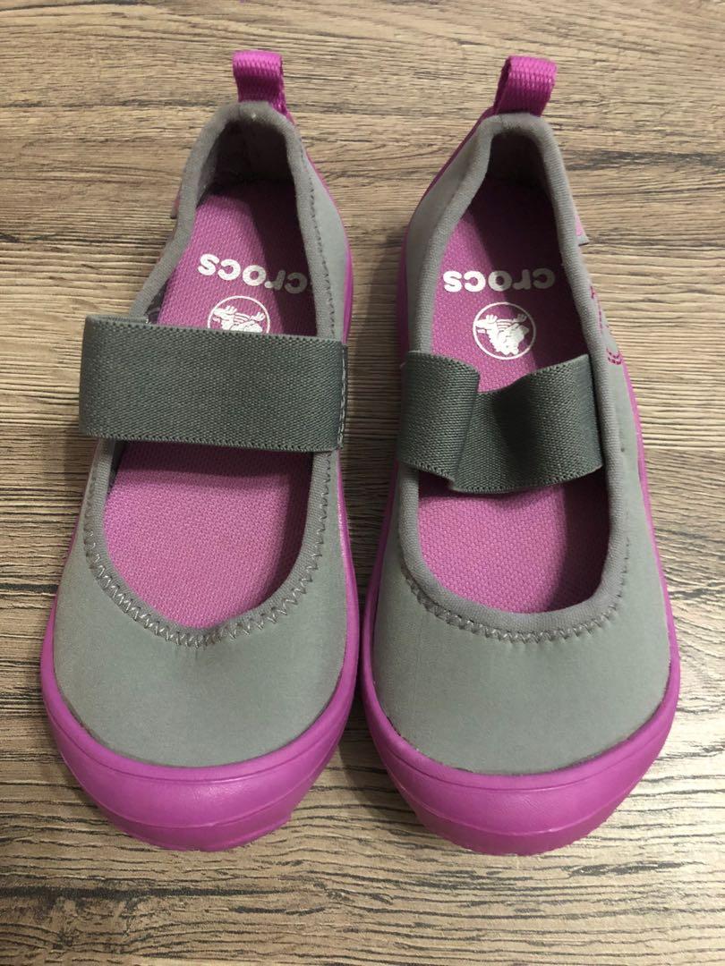 Crocs walking shoes