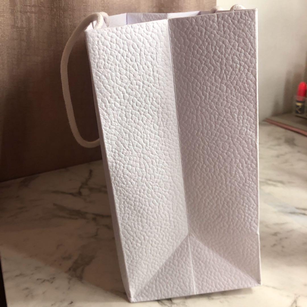 Dior paper bag - decorative (Category: Accessories) located in Bronte. Submitted by luxecloset1 (Listing ID 1003752556, Image 2). Description: .
