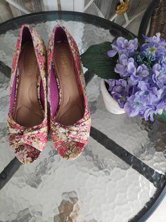 floral shoes Payless Ukuran 40 #UltahCarrousel