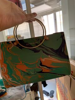 （分類：）位於 。 由 atomiku 提交（商品編號 287411927，圖片 1）。簡介： 。