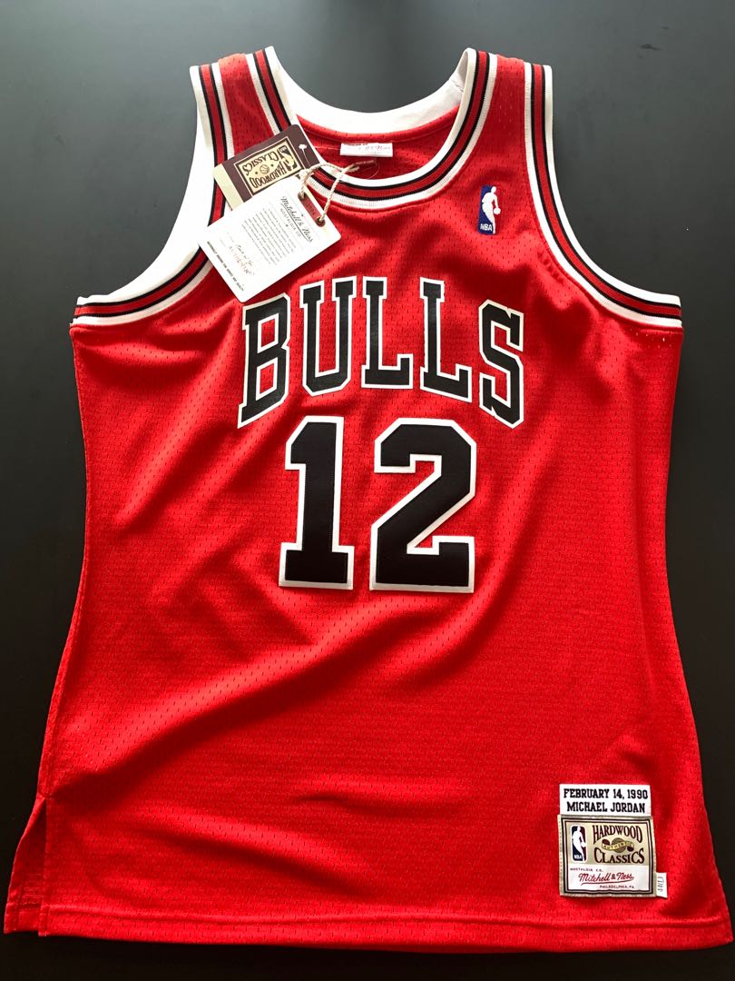 Jordan Authentic Mitchell and Ness Jersey No. 12, Men's Fashion