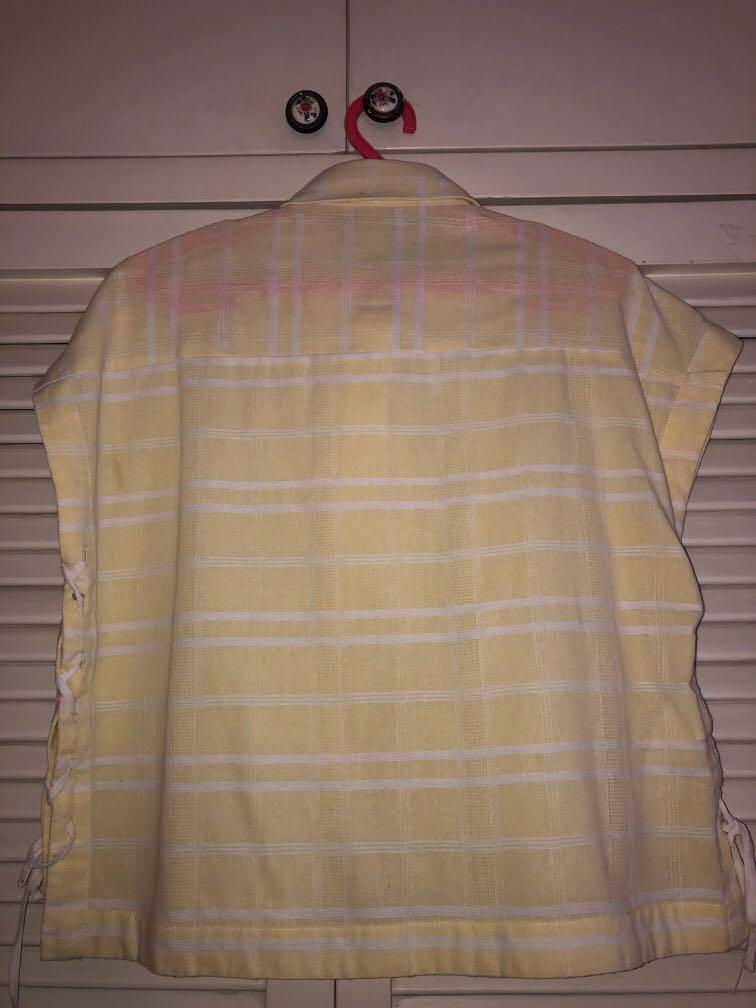 Mango Linen Blouse (Category: Sleep and Loungewear) located in Muntinlupa City. Submitted by geepee21 (Listing ID 1003685343, Image 3). Description: Dm for when worn 10/10 condition .