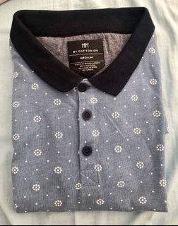 Men’s Polo Size Medium - Cotton On