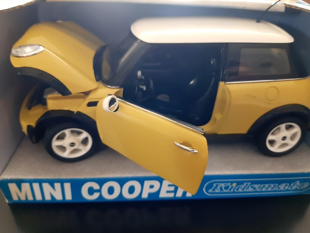 Mini Cooper 1: 18 scale model Hobbies Toys Collectibles