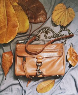 (Category: ) located in . Submitted by closetbygrace (Listing ID 1003692710, Image 1). Description: .
