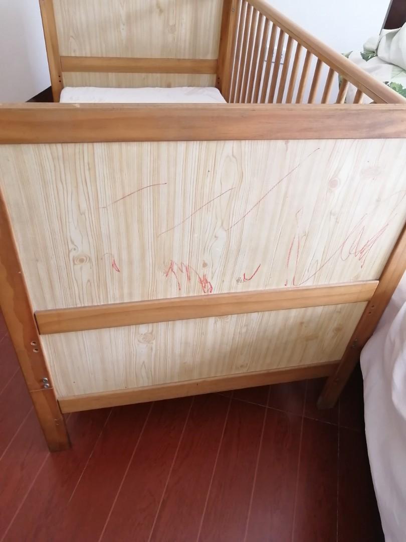 Mothercare Crib with Mandaue Foam Mattress, Babies & Kids, Baby Nursery