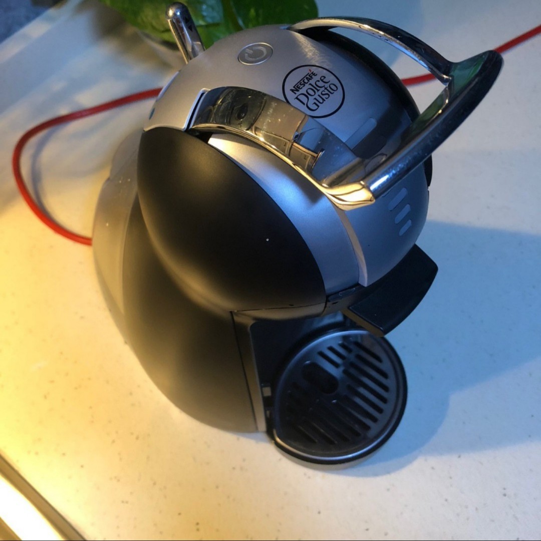 Nescafe Genio 2, TV & Home Appliances, Kitchen Appliances, Coffee