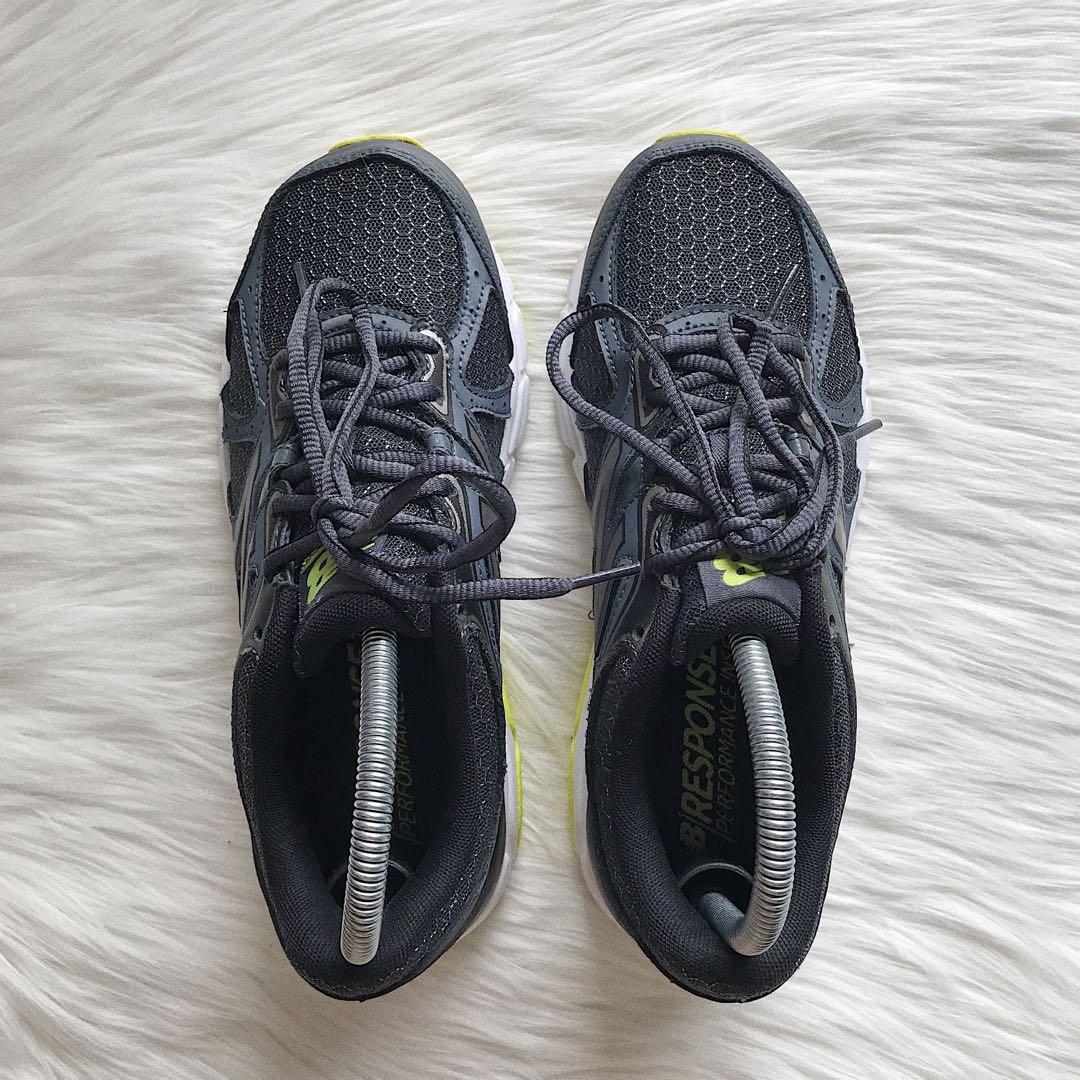 New balance on sale response 1.0