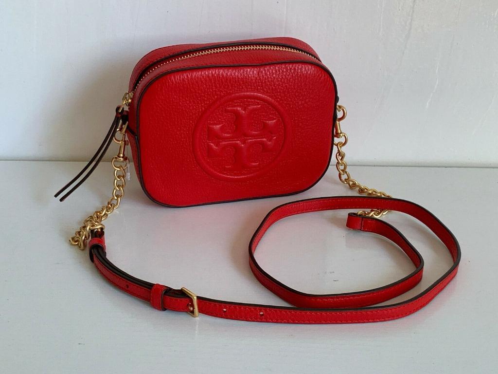 NEW! TORY BURCH BOMBE LOGO BRILLIANT RED ROUND LEATHER CROSSBODY SLING BAG,  Women's Fashion, Bags & Wallets, Cross-body Bags on Carousell