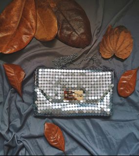(Category: ) located in . Submitted by closetbygrace (Listing ID 1003730604, Image 1). Description: .