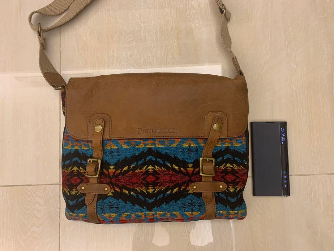 Pendleton 袋 （分類：腰袋、手提袋、小袋）位於 Hong Kong。 由 ballho 提交（商品編號 1003759136，圖片 5）。簡介： 斜咩袋款 多年長放櫃 90%新。