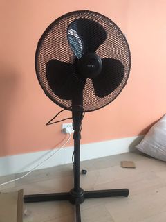(Category: ) located in . Submitted by lustra_nova (Listing ID 1003823948, Image 1). Description: .