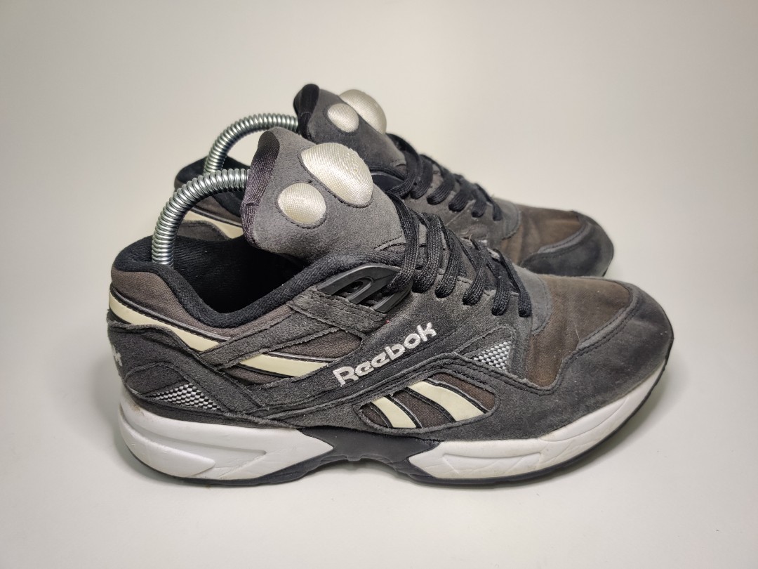 Reebok shop graphlite pump