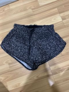 (Category: ) located in . Submitted by leis_closet (Listing ID 1003810910, Image 1). Description: .