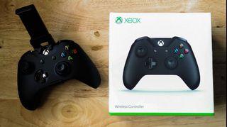 XBOX Wireless Controller with Cellphone Mount