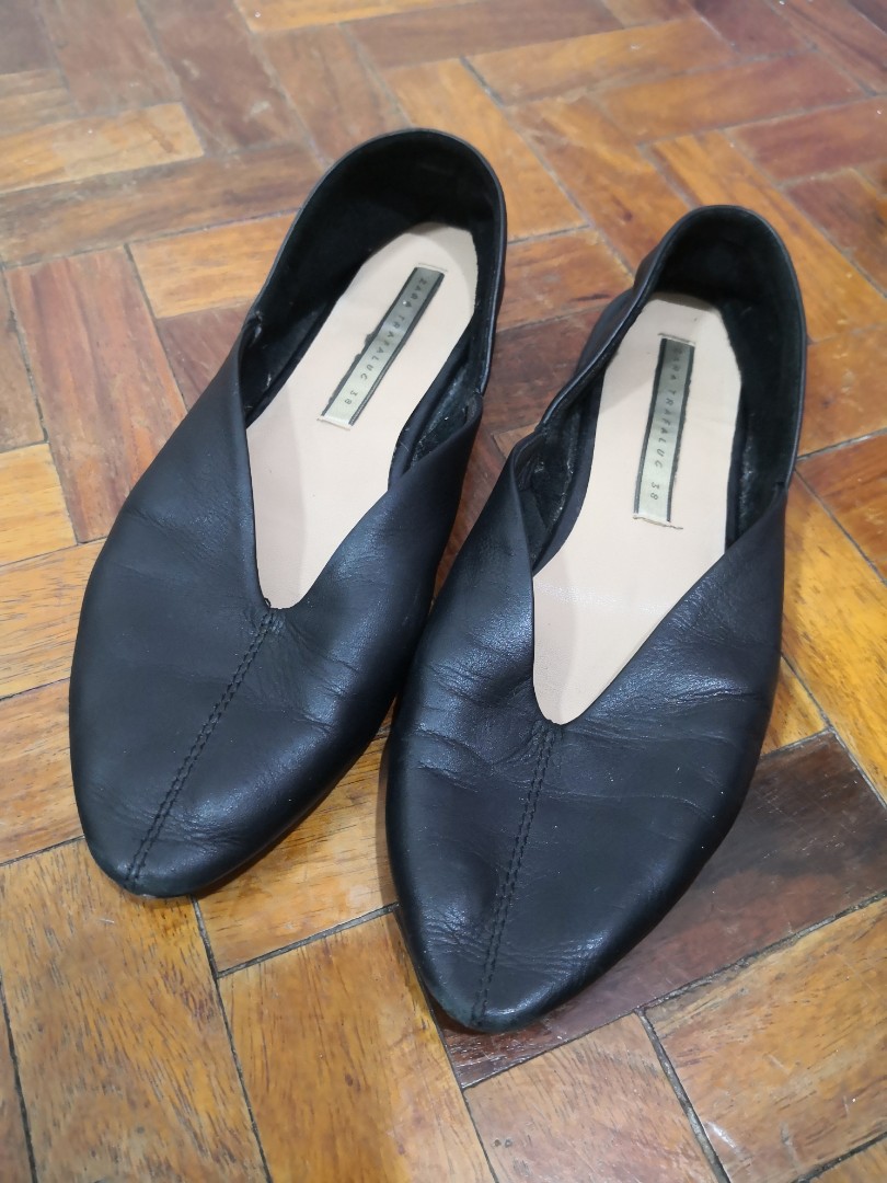 Zara Soft Leather Ballet Flats in Black 