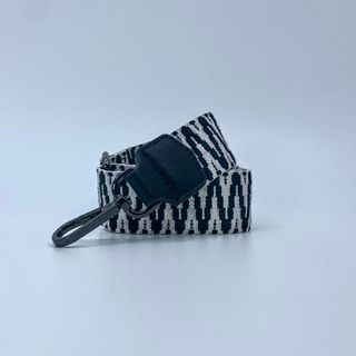 （分類：）位於 。 由 strapandlatch 提交（商品編號 1003670626，圖片 1）。簡介： 。