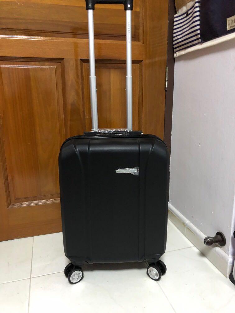 cabin size luggage inch