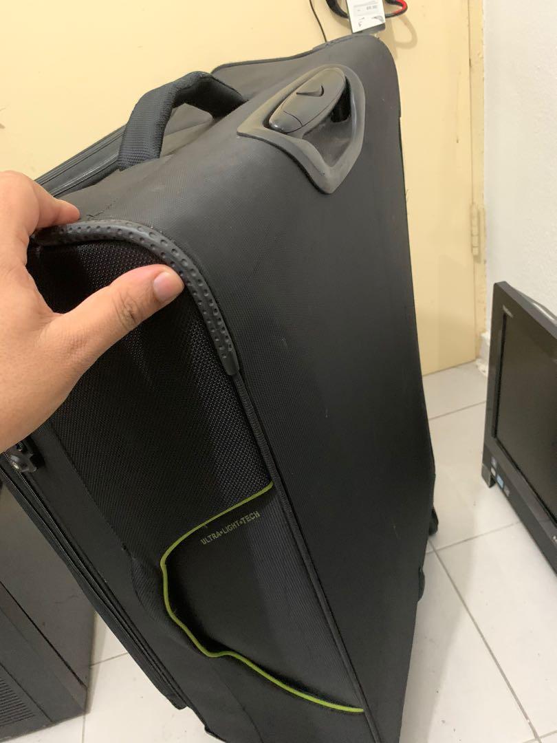 american tourister big size