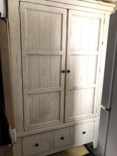 (Category: ) located in . Submitted by valeriag (Listing ID 181819439, Image 1). Description: .