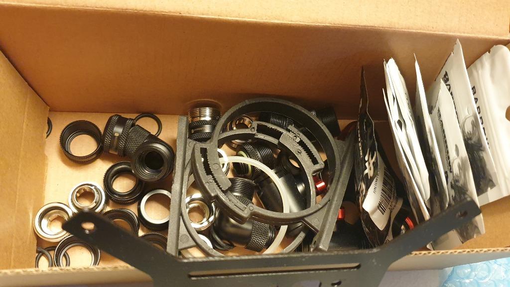 Barrow Water Cooling Fittings and Reservoirs and stuffs, Computers