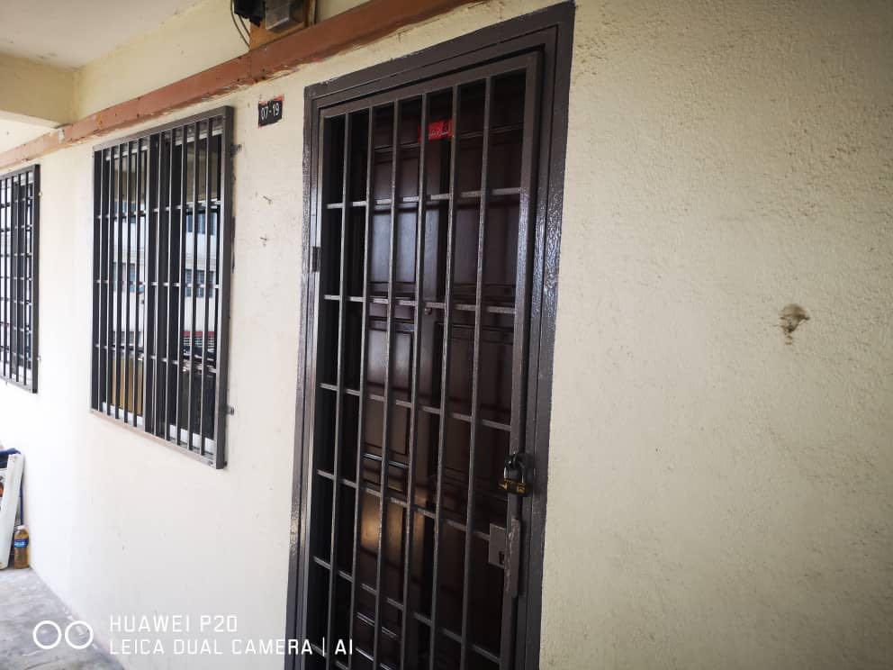 Blok Dahlia Taman Tun Teja Rawang For Rental Property Rentals On Carousell