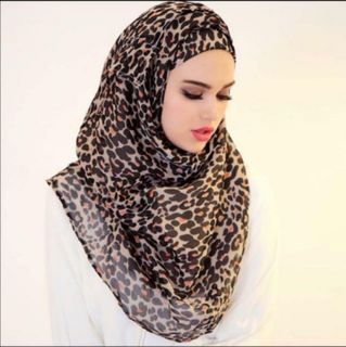 (Category: ) located in . Submitted by mizzma (Listing ID 1005381705, Image 1). Description: .