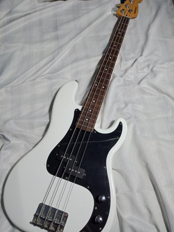 Buskers 4s Precision Bass - PHP 7,000, Hobbies Toys, Music Media, CDs DVDs on Carousell Buskers 4s Precision Bass - PHP 7,000, Hobbies Toys, Music Media, CDs DVDs on Carousell