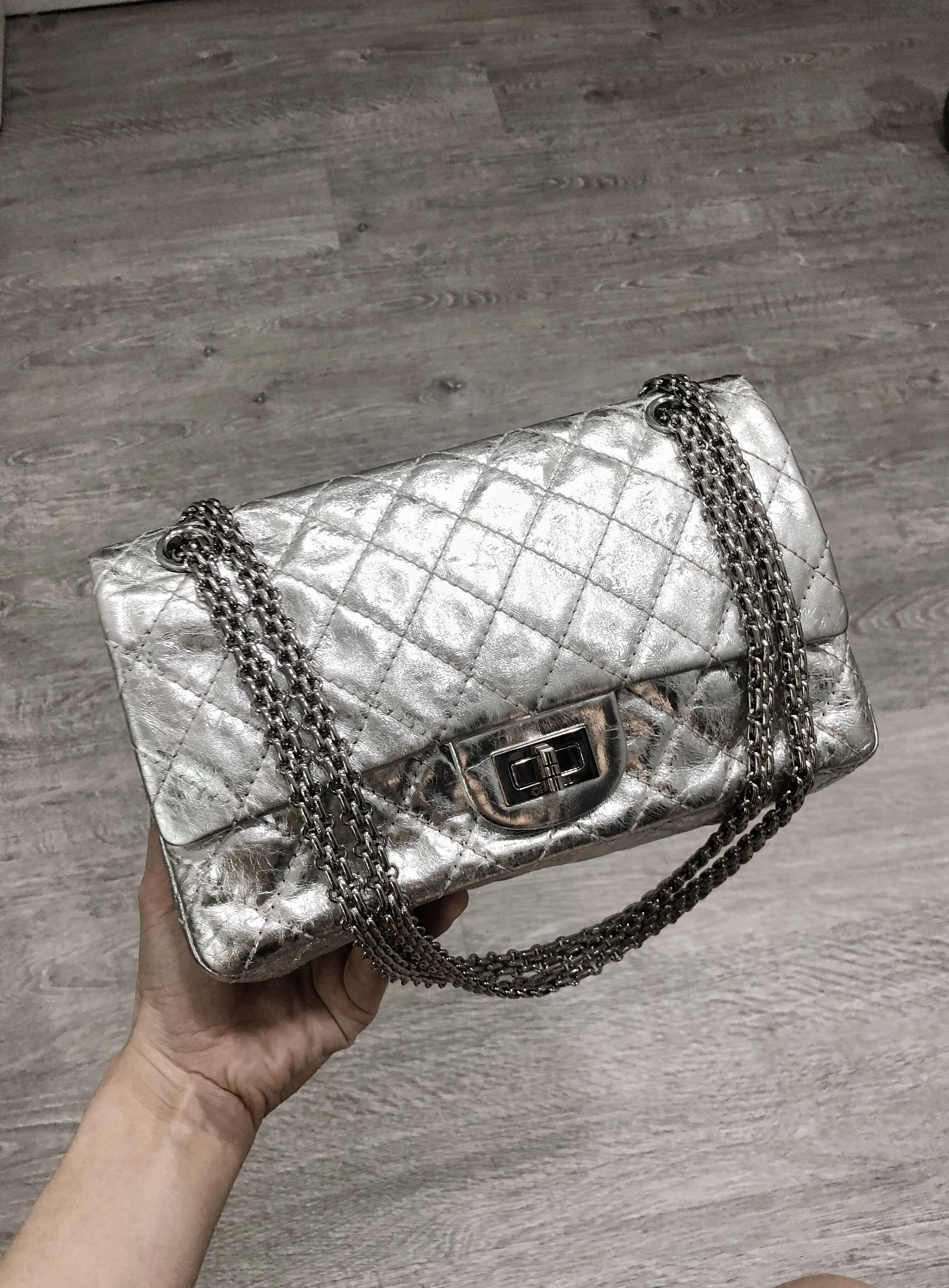 Chanel reissue metallic silver clearance