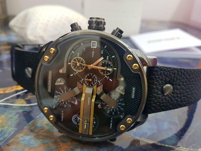 Diesel Mr. Daddy 2.0 Black Dial Men s Chronograph Watch DZ7348