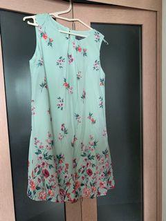 Flowery dress