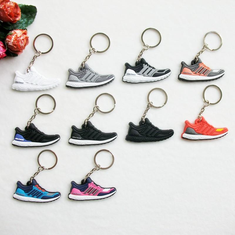 Retirado Empleado Emoción Mini Ultra Boost 2D Keychain Bag Charm Woman Men Kids Key Ring Gifts  Sneaker Key Holder Accessories Jordan Shoes, Hobbies & Toys, Stationery &  Craft, Art & Prints on Carousell