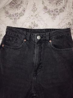 (Category: ) located in . Submitted by love2go (Listing ID 1005429900, Image 1). Description: .