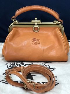 （分類：）位於 。 由 declutter_vintage_corner 提交（商品編號 1005470783，圖片 1）。簡介： 。