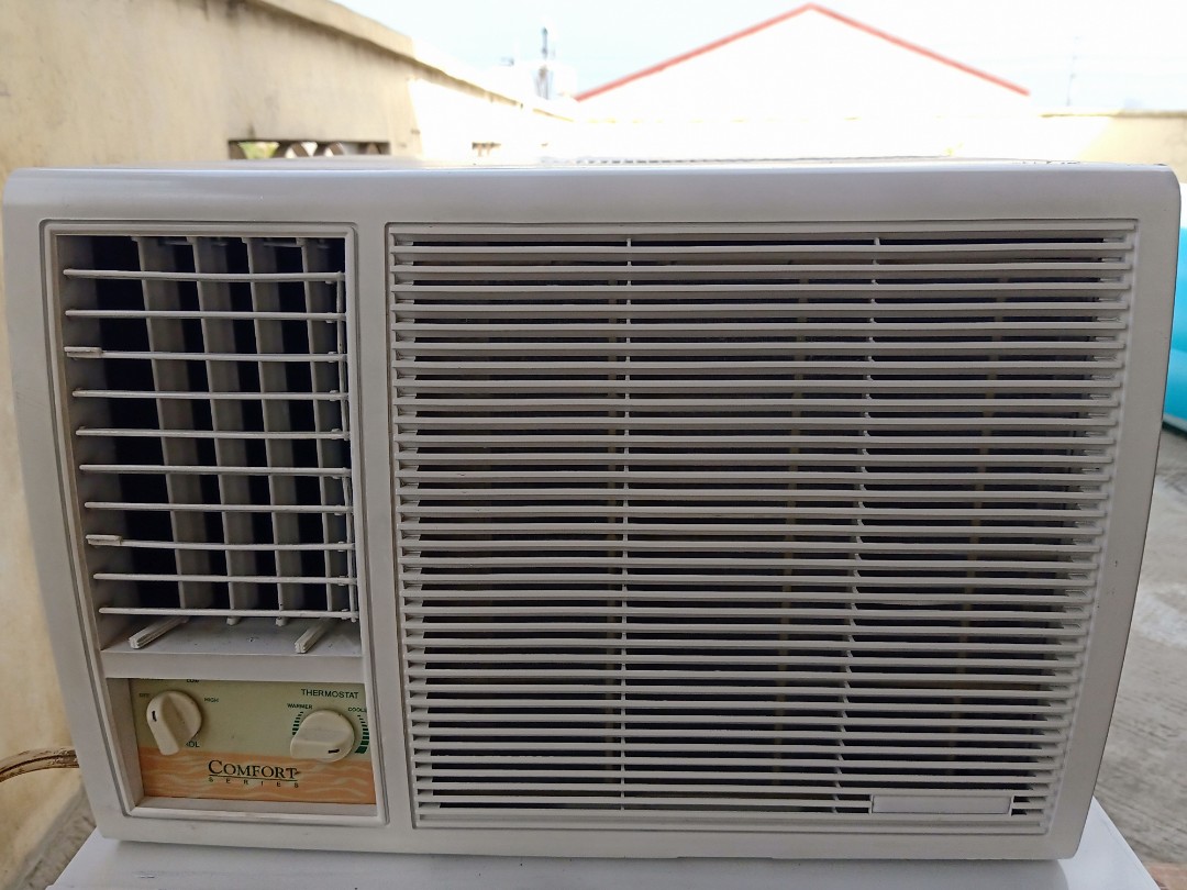 Kelvinator 1hp window type Aircon for sale, TV & Home Appliances, Air