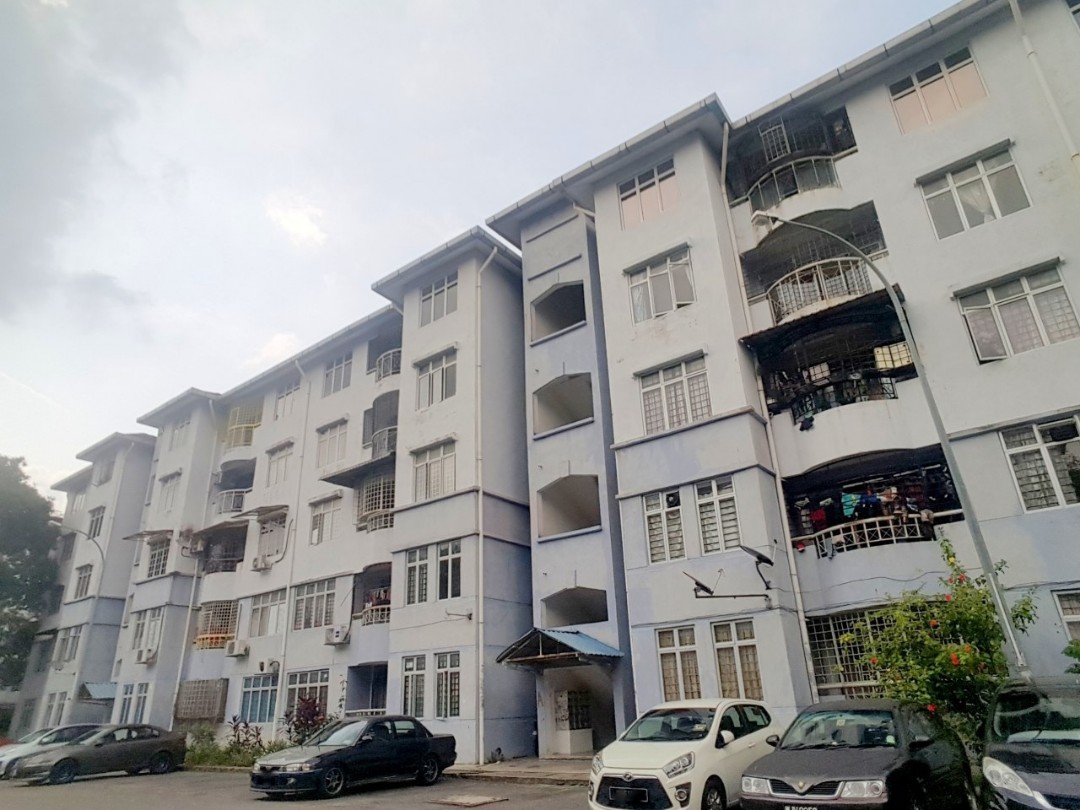 Kiambang Apartment Taman Putra Perdana Puchong For Sale Property For Sale On Carousell