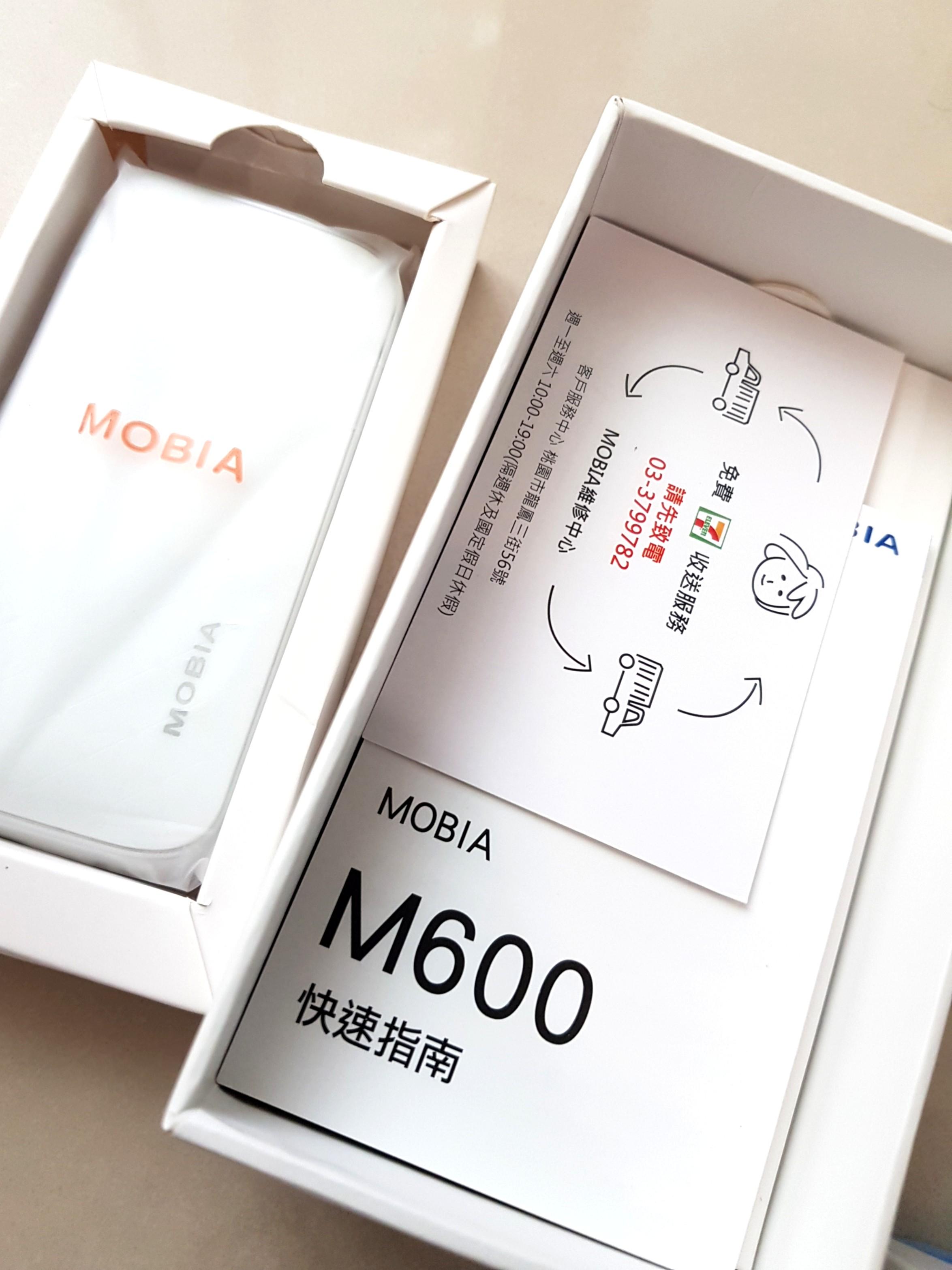 Mobia折疊手機m600 大鍵盤 手機平板 其他手機在旋轉拍賣