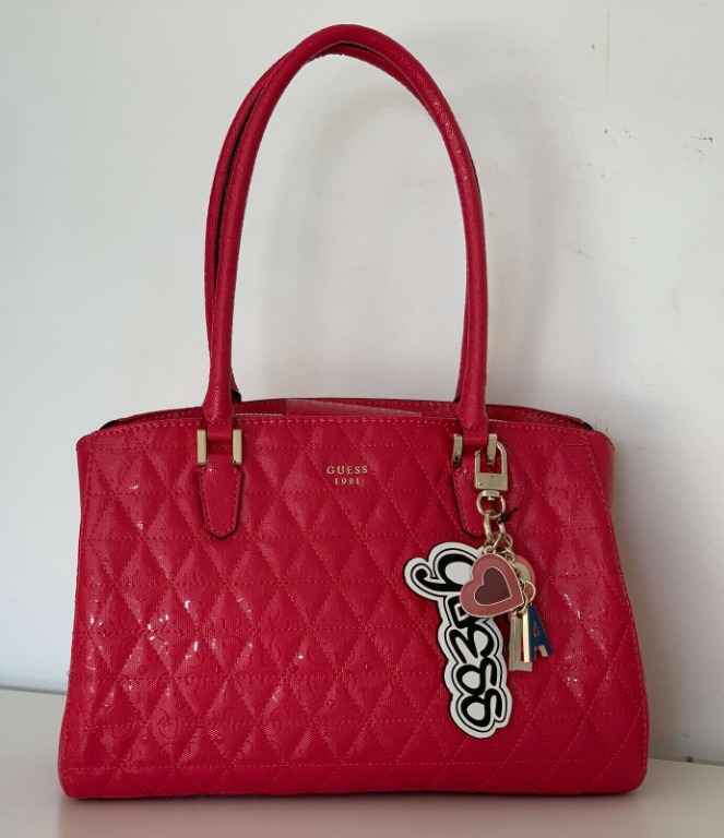guess tabbi shoulder bag