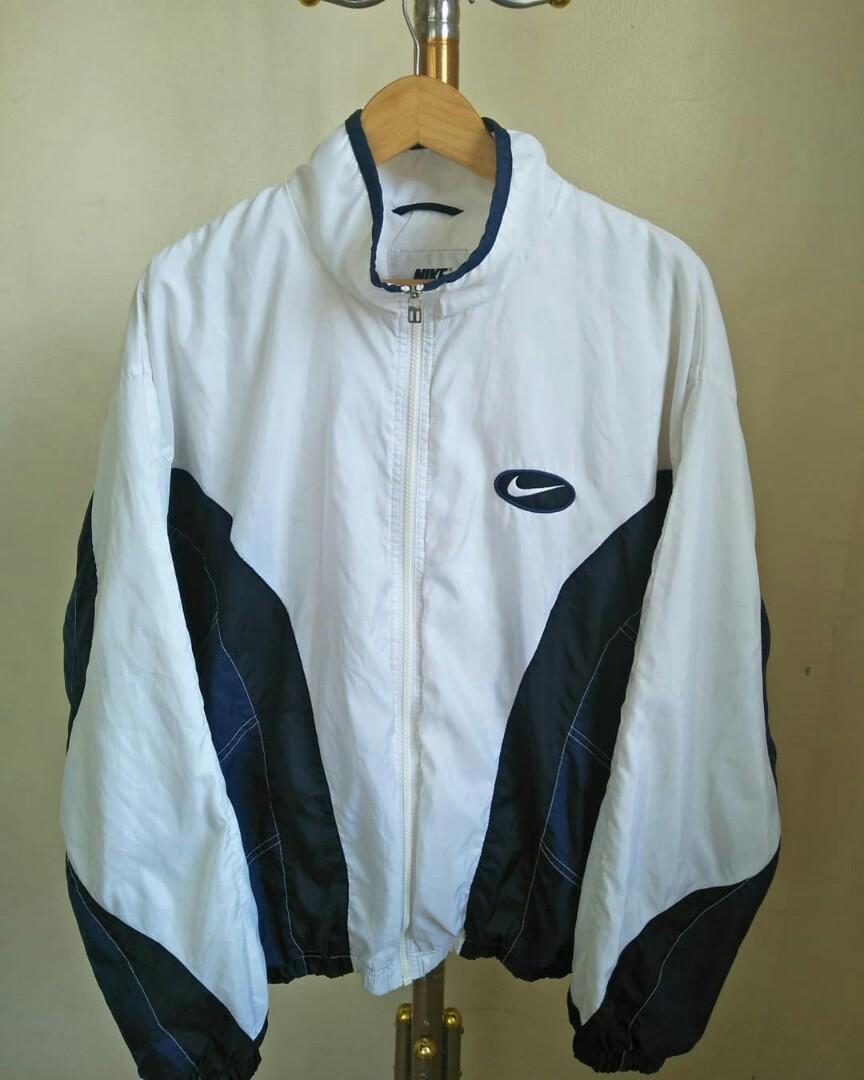 nike windbreaker big logo