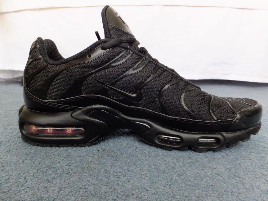 New nike tns black discount