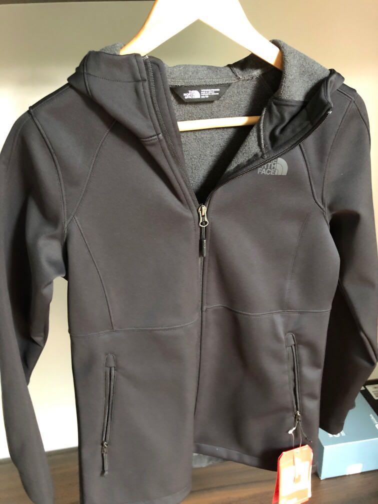 NWT North Face Women s Apex Risor Hoodie